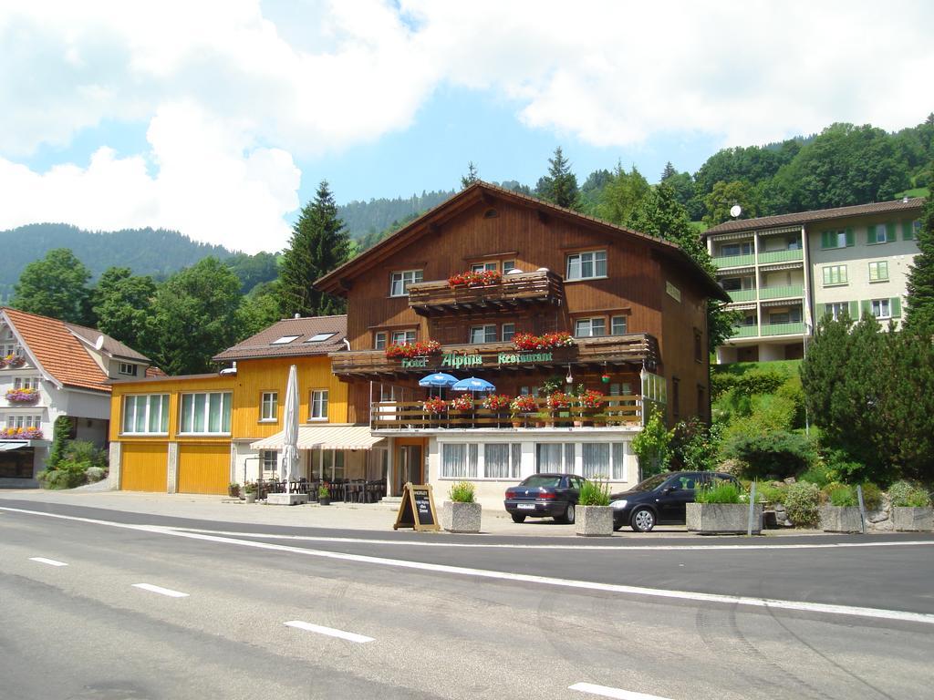 Hotel Alpina Unterwasser Exterior photo